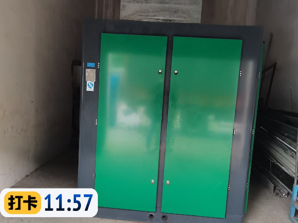 薩震節能空壓機螺桿式空壓機.jpg 薩震節能空壓機螺桿式空壓機.jpg