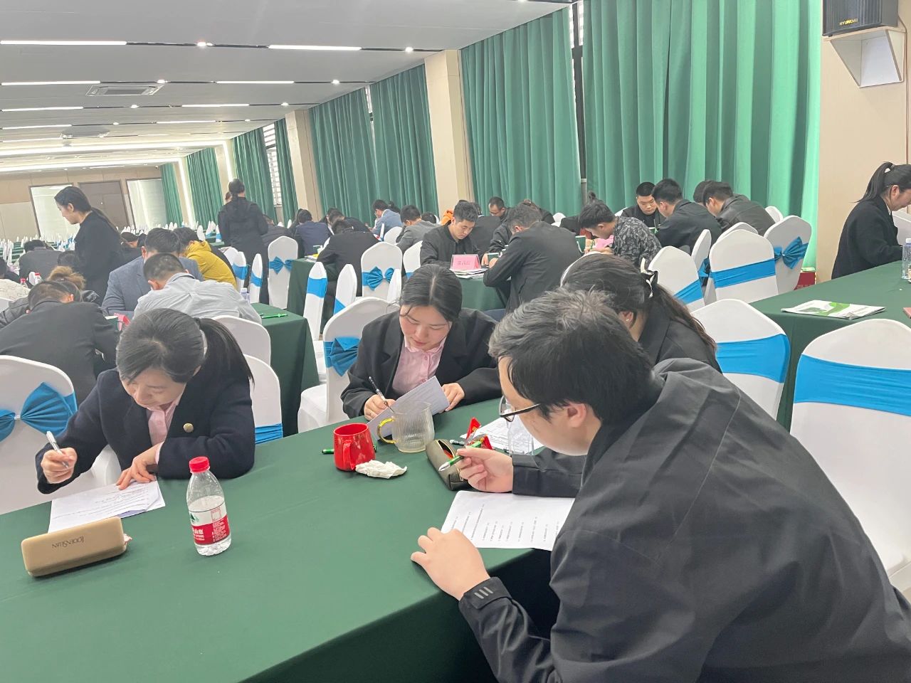 薩震節能空壓機在上海總部開設薩震第四屆雛鷹計劃訓練營.jpg 薩震節能空壓機在上海總部開設薩震第四屆雛鷹計劃訓練營.jpg