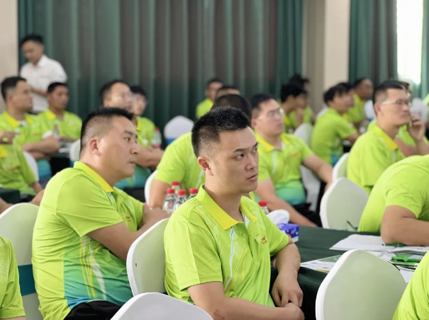 薩震節(jié)能空壓機(jī).png 薩震節(jié)能空壓機(jī).png