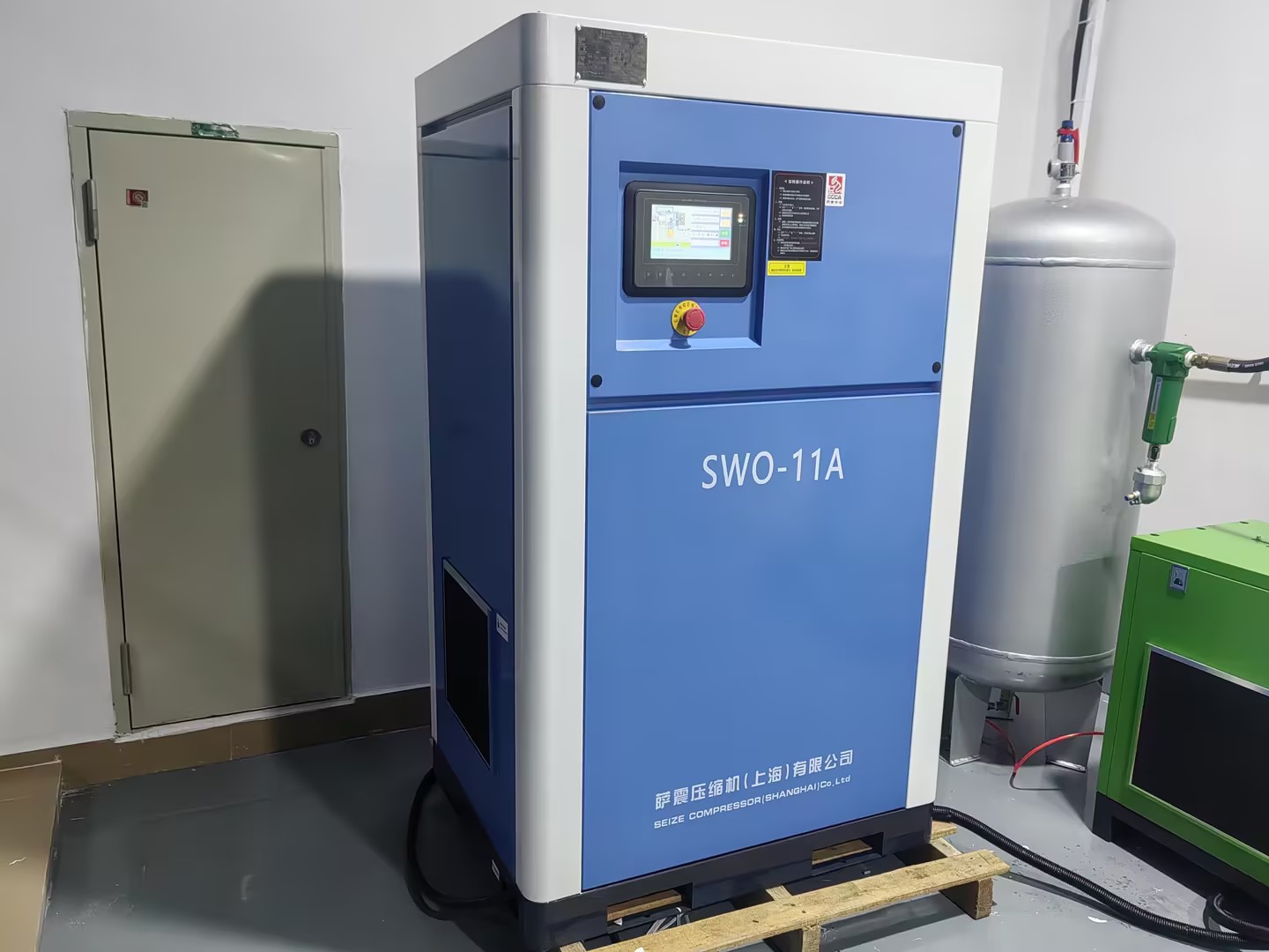 無油渦旋空壓機(jī).jpg 無油渦旋空壓機(jī).jpg